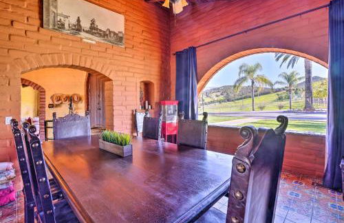 Equestrian Estate with Horse Stables and Pool! - Foto 3