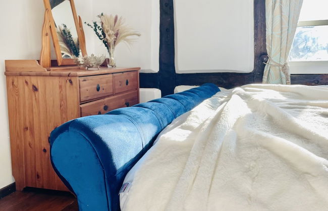 Log Burner and Beamed Ceilings-king Size Bed - Foto 4