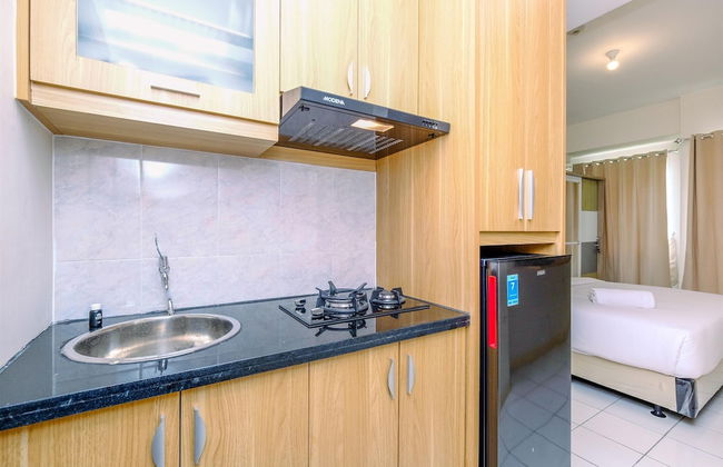 Nice and Comfort Studio at 25th Floor Podomoro Golf View Apartment - Foto 5