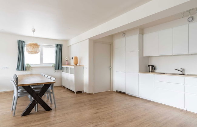 Beautiful Apartment on Ameland Near Nes - Photo 17