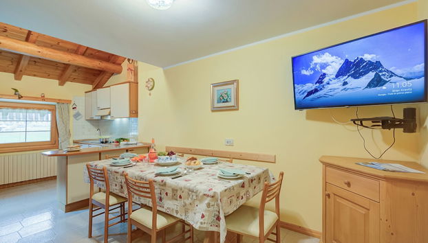 Genziana - Foto 2, Immagine principale