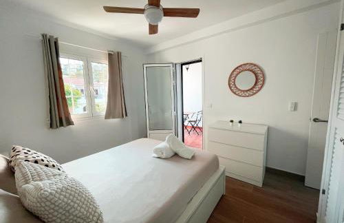 Apartamento Trini en Son Bou, frente al mar, perfecto para vacaciones - Foto 9