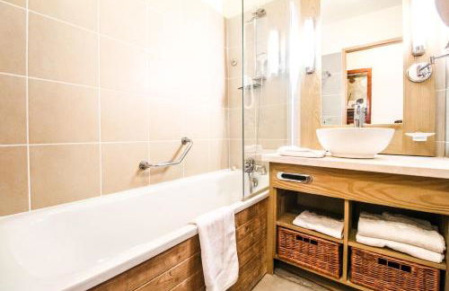 Exceptional 3 bed Penthouse with fireplace and stunning views - Foto 63