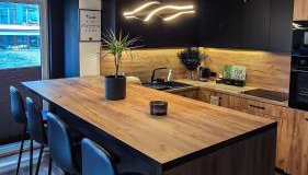 Pod 27- Klimatyzacja,wanna z hydromasażem,garaż - Foto 3, stove