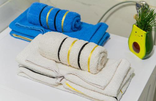 Flexible SelfCheckIns 93 - Zagreb - Garage - Balcony - Bedroom - Photo 17