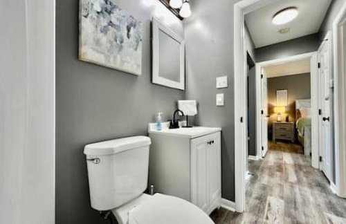 Sleek remodeled Design 2 Bed Trenton, OH Apartment - Foto 14