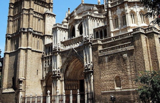 Visita autoguiada de Espadas, Santos y Académicos por Toledo - Foto 8
