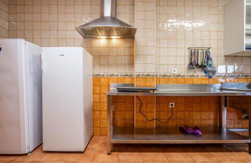 Amplia Casa Familiar con Calefacción, cerca de Sierra Nevada y Granada - Foto 21