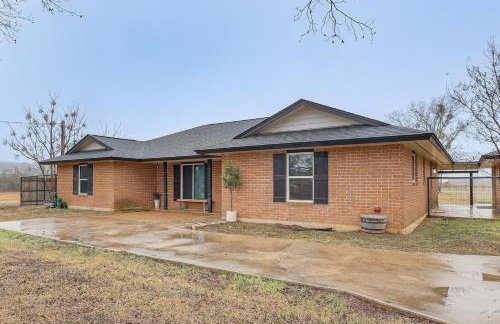 Private Patio & Yard: Pet-Friendly Bulverde Home - Foto 4