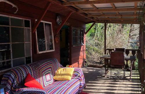 Surfers and walkers cosy camping cabin - Foto 6