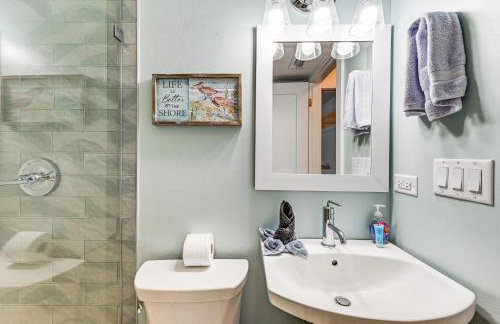 Coastal Downtown Naples Condo - Walk to the Beach! - Foto 23