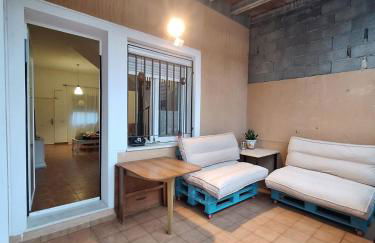 Townhouse with pool next to the City of Arts - Foto 18