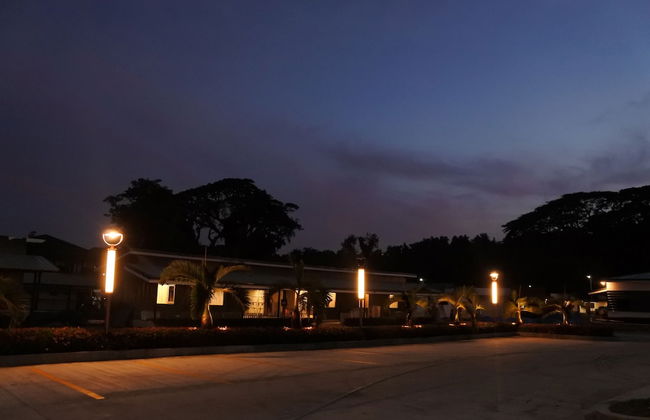 Aurora Villas and Cabin Resort - Photo 27