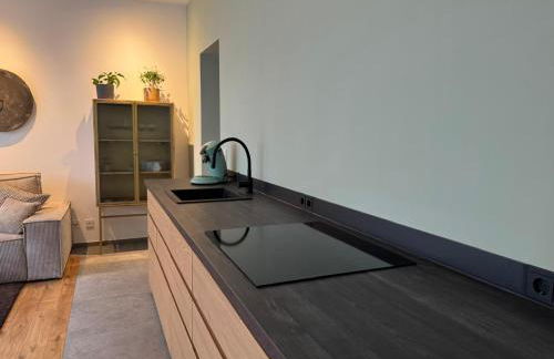 NOOQA Duisburg - Living Collection - Parkplatz, Smart TV, Küche, voll ausgestattet - Photo 6