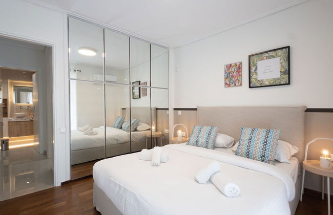 Seaside Elegance Brand New 2BD Luxury Stay - Photo 3