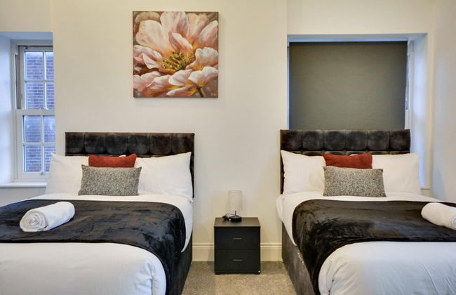 3 Bed Apartment in Wigan - Photo 5