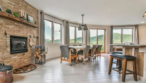 Skytop Chalet Pet Friendly, Hot Tub and Views - Foto 5