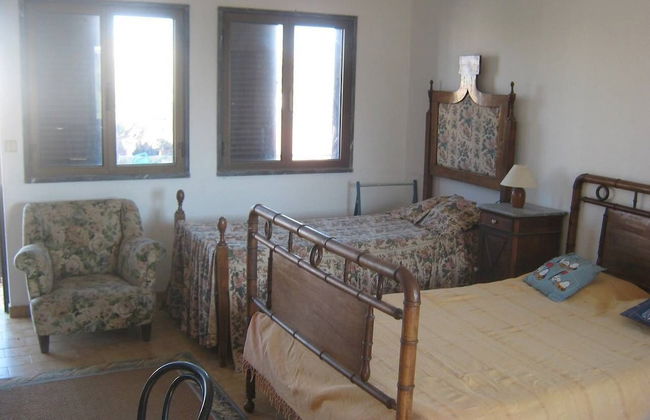 Room in Guest Room - Private Room on a Terrace With Garden - Photo 1