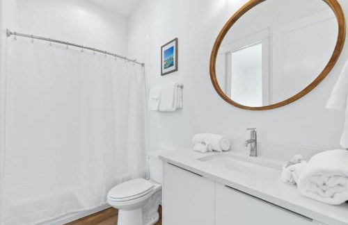 Beach House with Private Pool - Elevated Escape by Panhandle Getaways - Foto 86