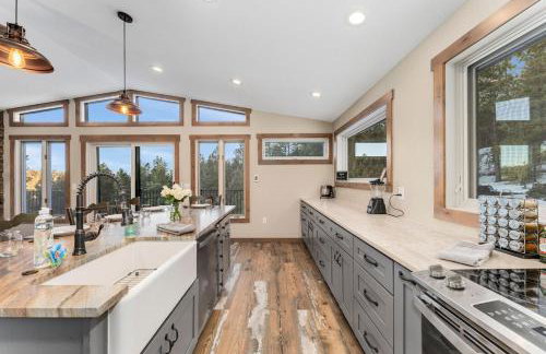 The Pine Getaway on 60 Acres with Hot Tub - Photo 3