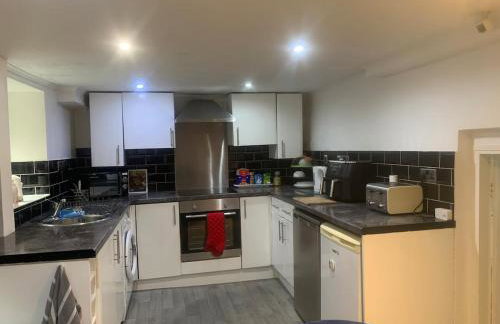 Chestnut Lodge - a woodland escape near the city! - Foto 8