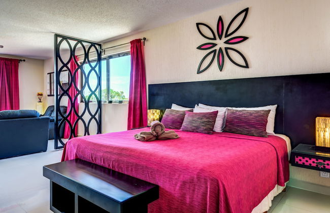 Suites Corazon - Photo 1