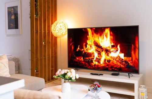 Évasion Urbaine Studio Cozy avec Terrasse et Parking, à 10 Minutes de Paris Gare du Nord - Foto 7