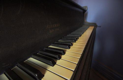 Seaside Chapel Retreat - 3-Bed Church Conversion - Snug Cinema & Free Parking - Foto 10