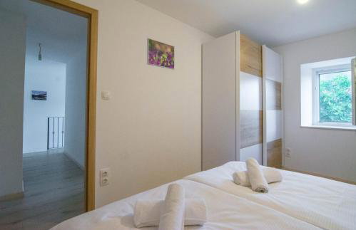 Stone house with pool Ljubica - Photo 34