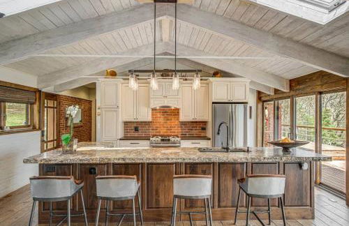 Secluded Luxury Retreat: 15 Acres, Views, Hot Tub - Foto 15