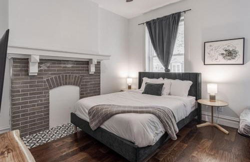 Ann Avenue Spacious 3BR Home with Games, Yard and Near Downtown - Photo 11