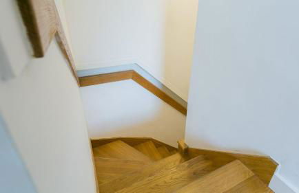 Custom Mews - Photo 14