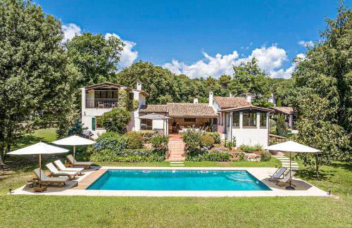 Superbe villa de 5 suites, climatisation, piscine, tennis, hauteurs de St Paul - Foto 1