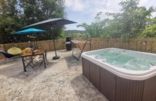 50m2, 4 personnes , jacuzzi et sauna privatif - Photo 3