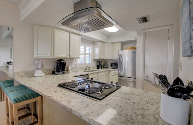 319 El Matador 2 Bedroom Condo by RedAwning - Photo 6