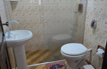 Casa ampla, confortável próx ao lago JK no centro - Foto 11