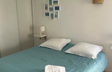 T2 - Rez de Jardin, proche de la mer - Foto 23