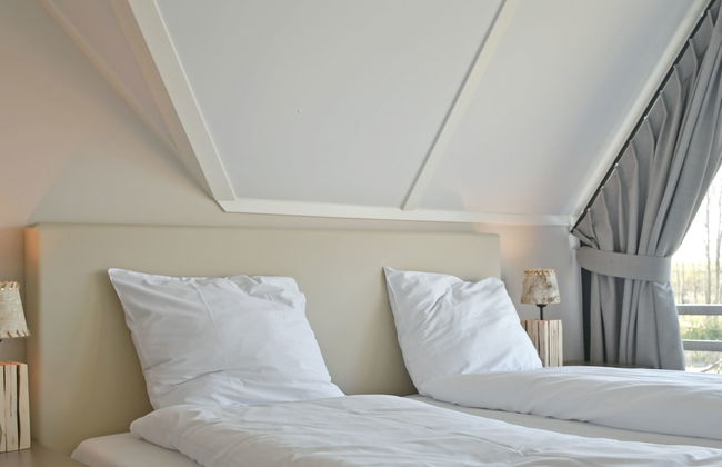 5 bedroom House in Tholen with terrace - Photo 8