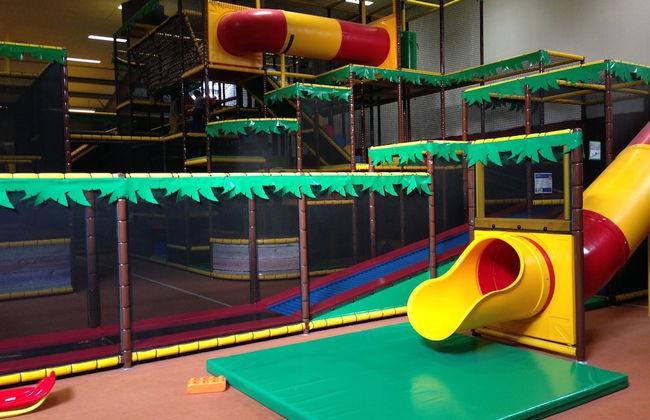 Nice House With a Dishwasher, Located in Friesland - Foto 12