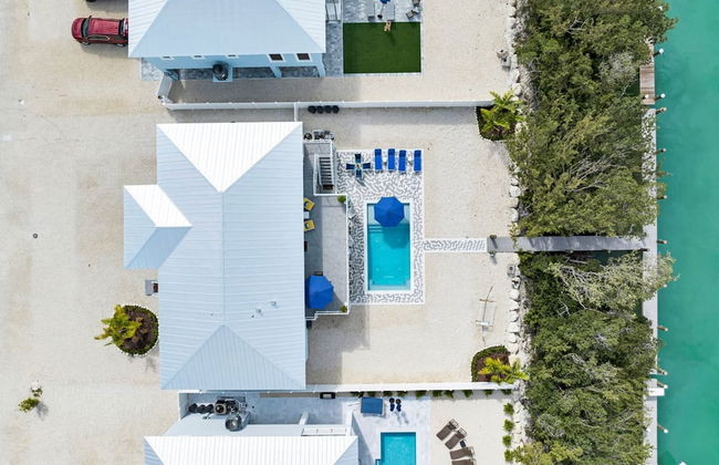 Blue Pearl New Waterfront Haven with Heated Pool ,70 Foot Dock, and More! - Foto 104