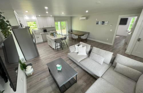 Gardner Lake 2 Queen/1King/2 Bath/Laundry- Private - Foto 25