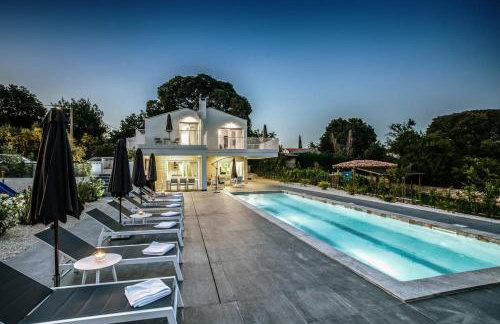 Family Oasis Belladonna - Photo 7