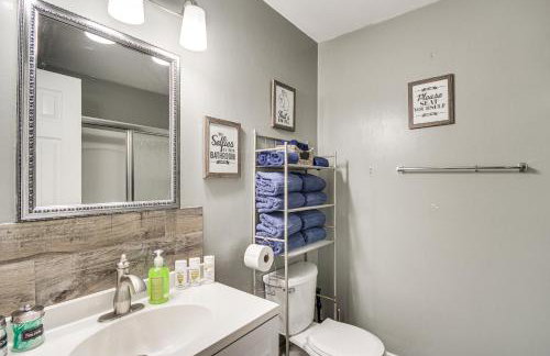 Explore Gulf Coast and Beyond! Home with Yard and Games - Foto 24