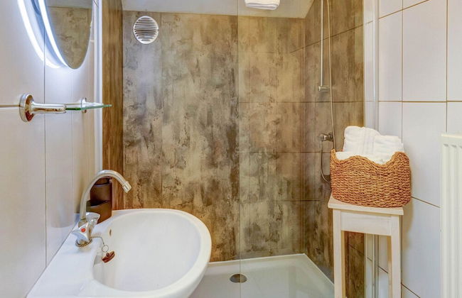 Beautiful Holiday Home in Voerendaal - Photo 16