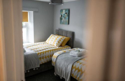 2 Bed Sleeps 4 Central Haverfordwest Town House - Foto 12