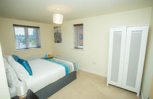 Lake View Apartment - Photo 11