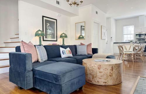 Spacious 3-Floor Downtown Retreat - Prime Location - Foto 2