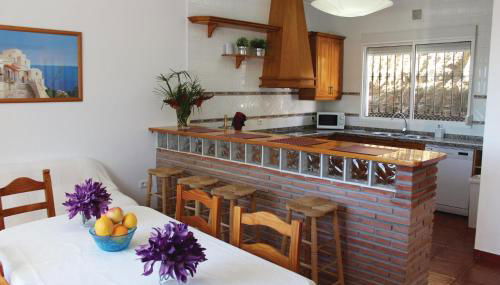 4 Bedroom Nice Home In Árchez - Foto 3