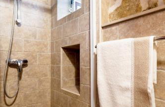 Old Small Stone House - Photo 23