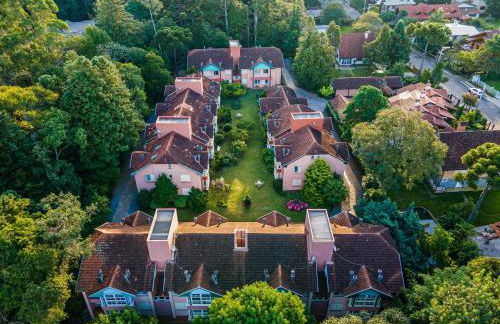 10 min a LAGO NEGRO 2 hab para 6 personas cerca del centro - Foto 41